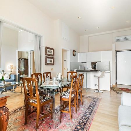 Porta Tufi Luxury Apartment With Private Parking! Siena Exterior foto