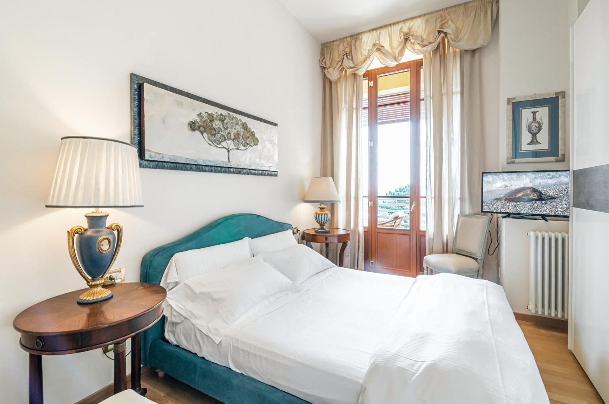 Porta Tufi Luxury Apartment With Private Parking! Siena Exterior foto